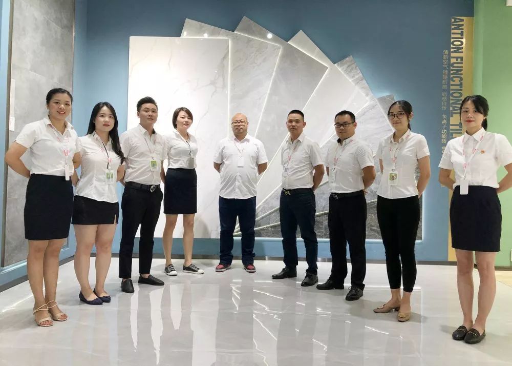 陶博會(huì)收官,綠蘋果瓷磚魅力綻放!